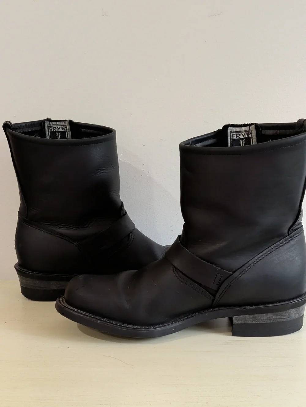 Frye Black Leather Moto Boots With Silver Buckles Size 9 Women's - Picture 4 of 12